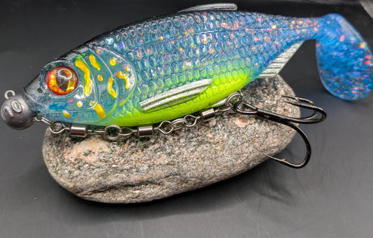 57g 150mm soft plastic roach Pike Lure in Neon Ocean
