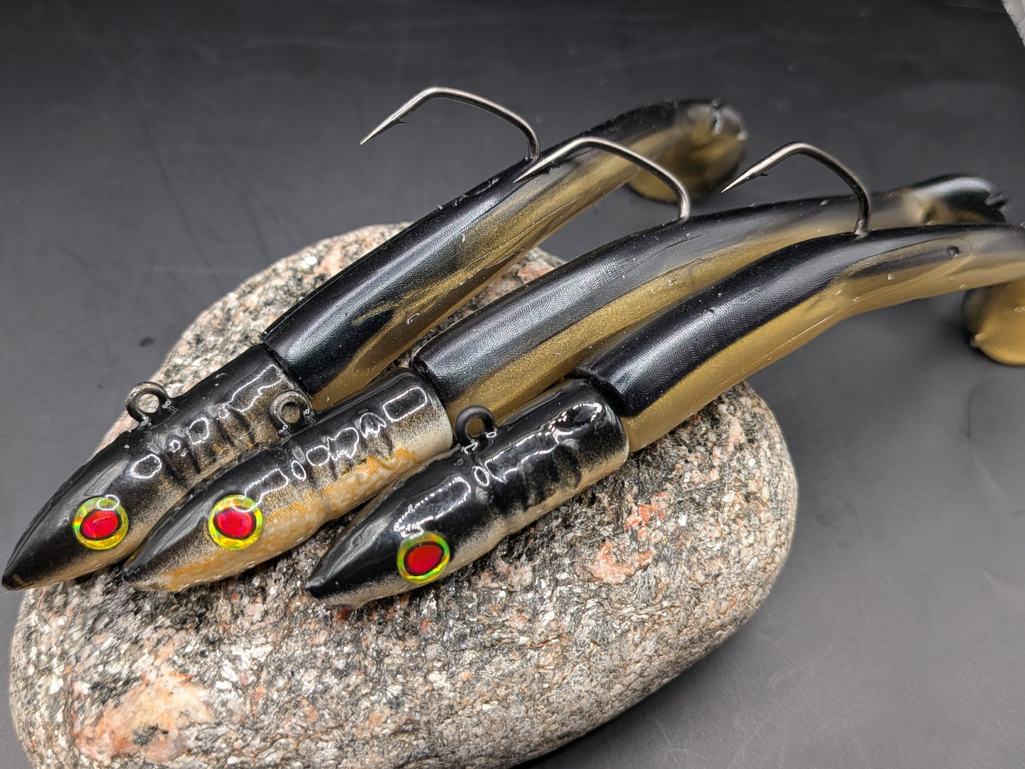 1 X 40g Immitation Sandeels soft plastic handmade lures in black and gold